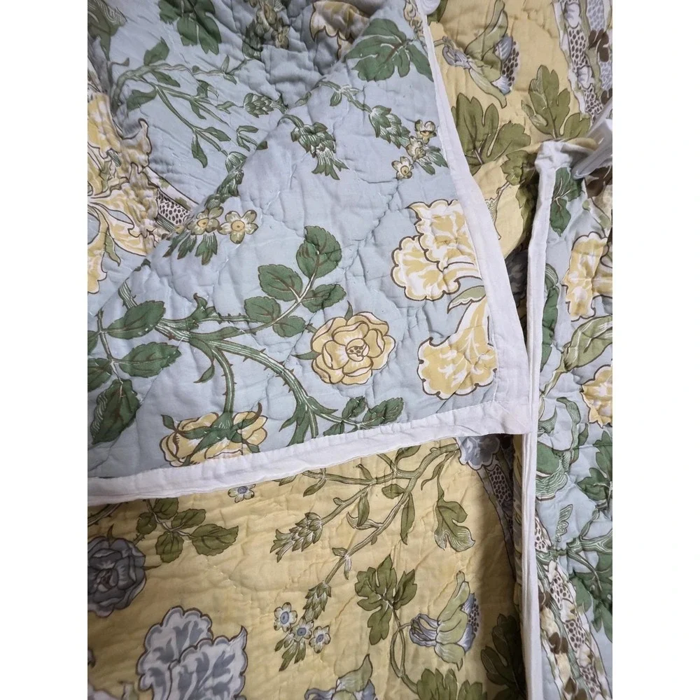 Pottery Barn Queen Quilt 93x89 Reversible Floral Yellow Blue + 2 Standard Shams